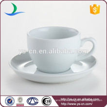 Platillo blanco de la taza de té de la porcelana del tamaño tres para el logotipo de encargo de Europa